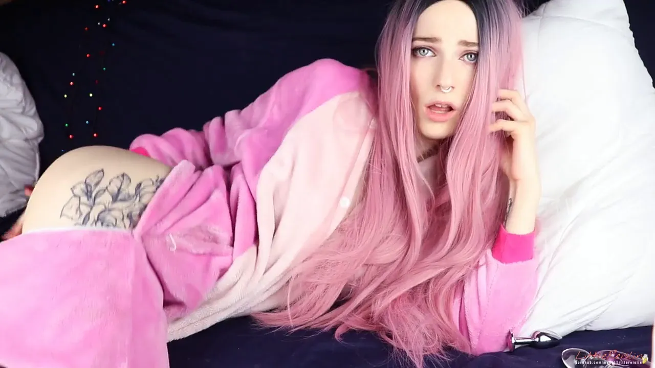Petite girl plays hard anal masturbation with a toy