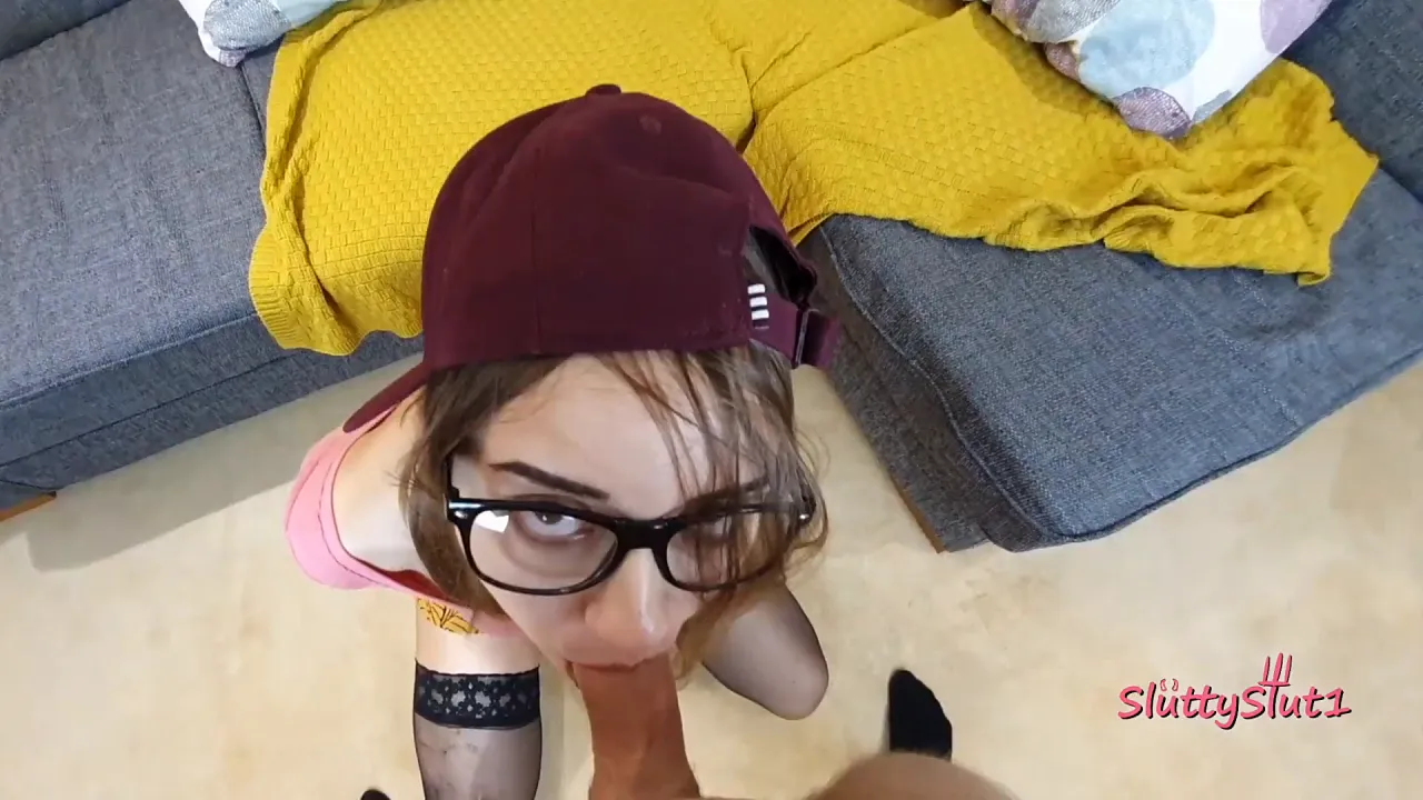 Hotty uses a dildo and big cock for intense homemade anal sex