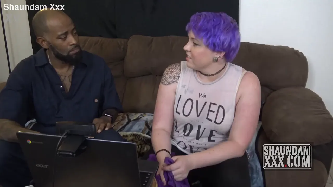 Purple-haired camgirl has fun with her BBC in an oily pawg