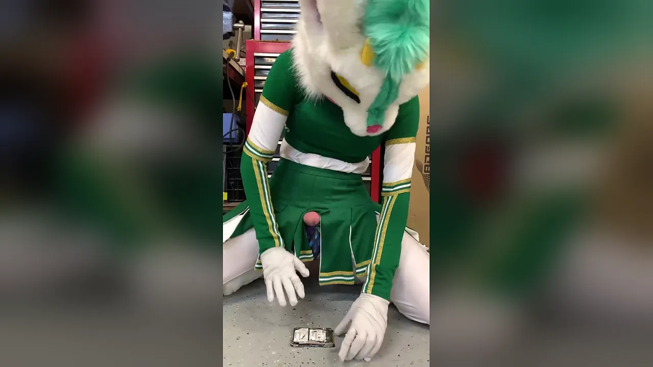 Cheerleader dragon masturbates in a furry kink cosplay