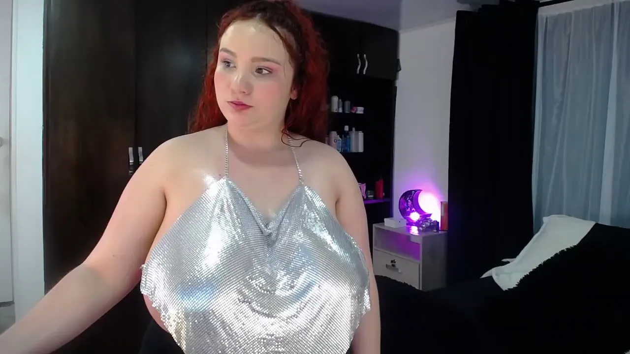 BBW with big tits and ass touches herself