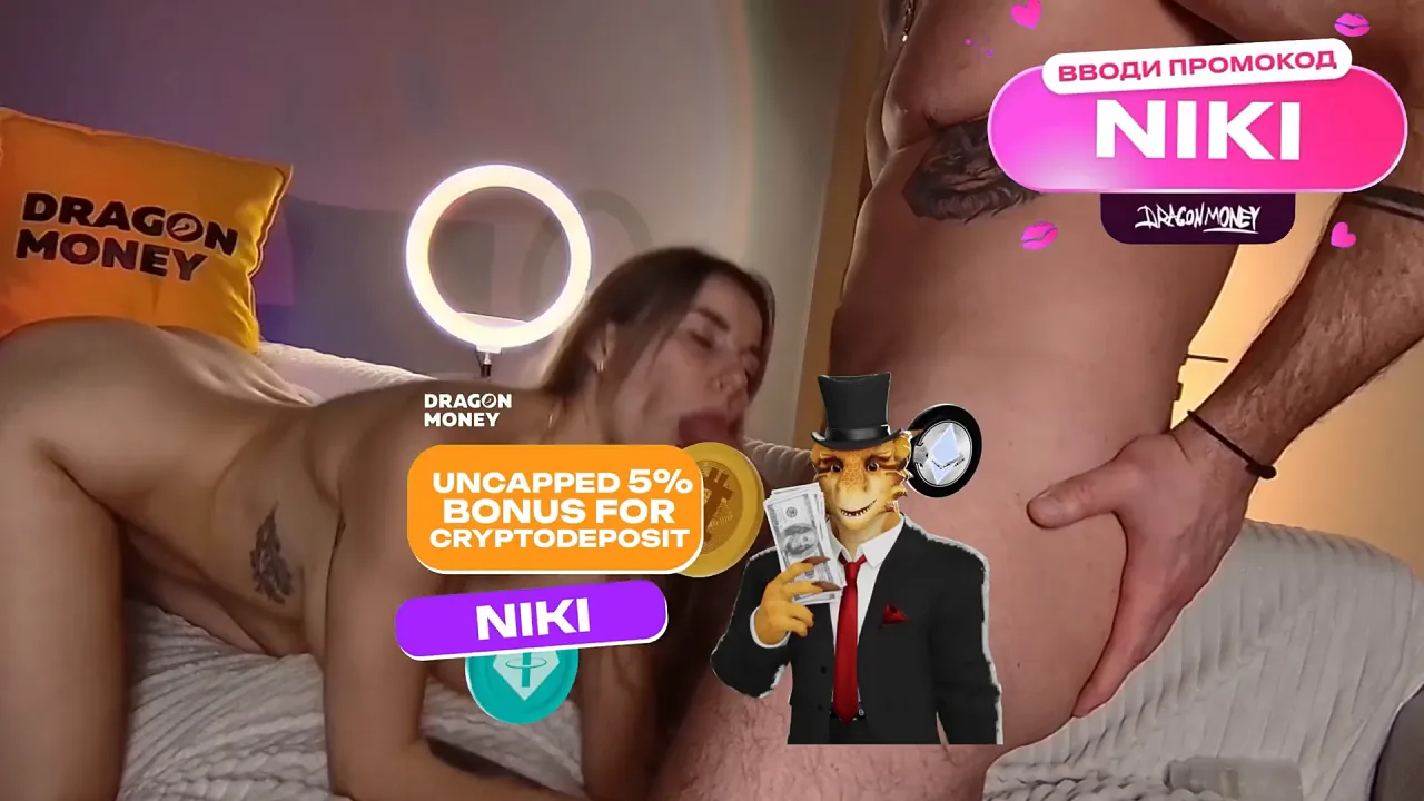 Vik1One takes a big anal creampie and gets her asshole gaping wide while blowing webcam