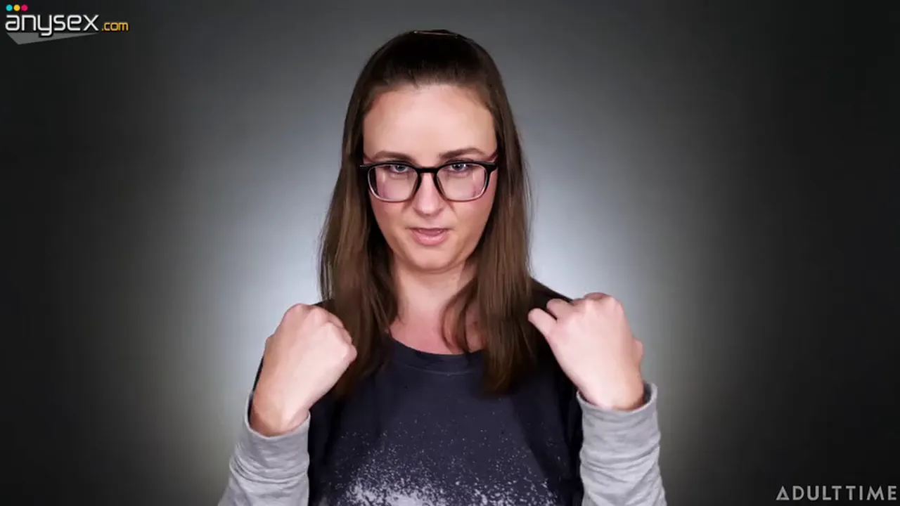 Nerdy brunette Jay Taylor masturbates and tells about her first time