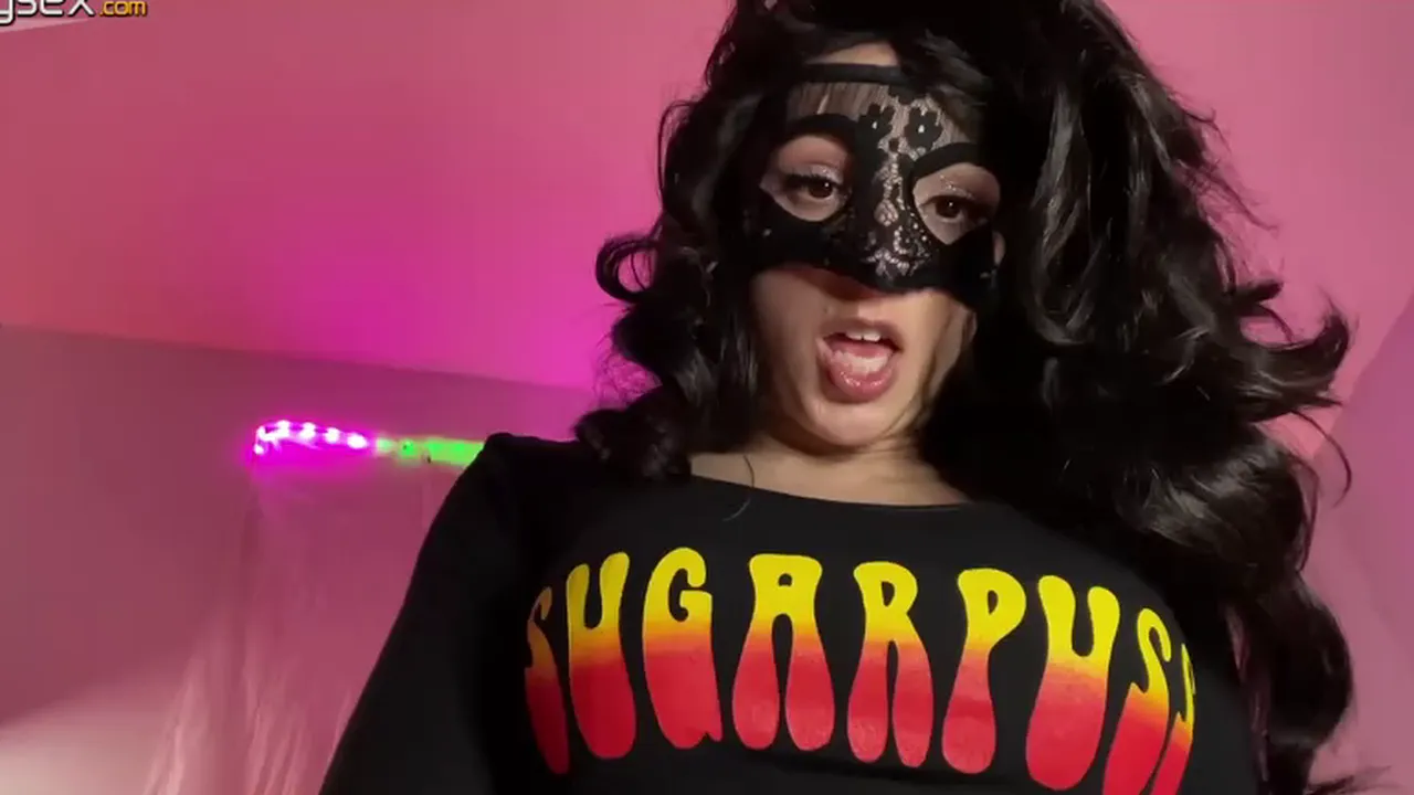 Brunette in a mask gives JOI with facesitting and vibrator