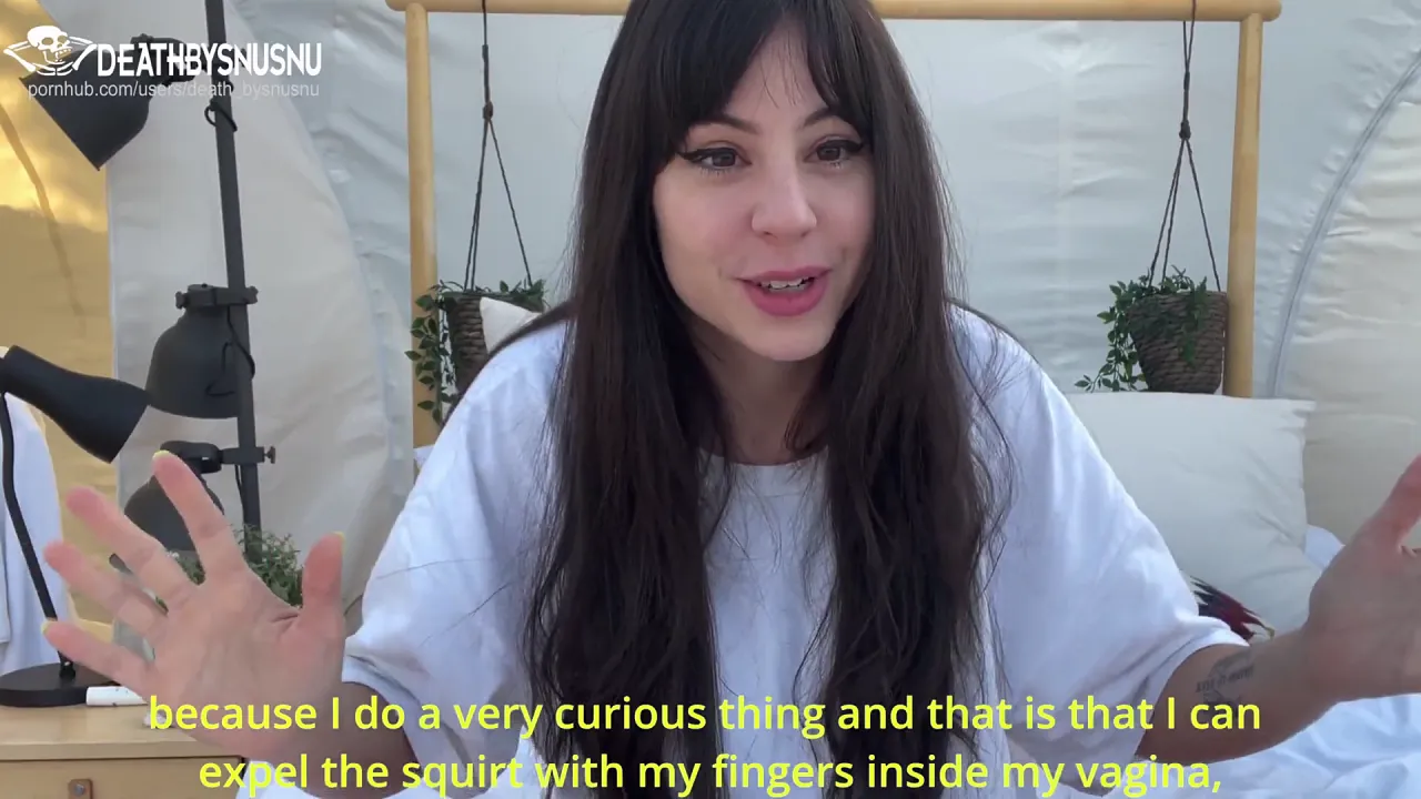 Pamsnusnu teaches masturbation and squirting