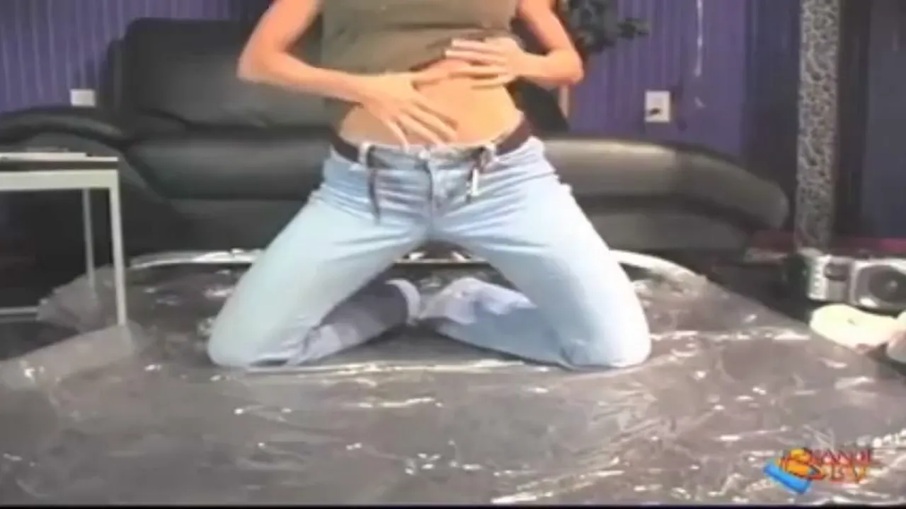 Brandi Love gets oil bath