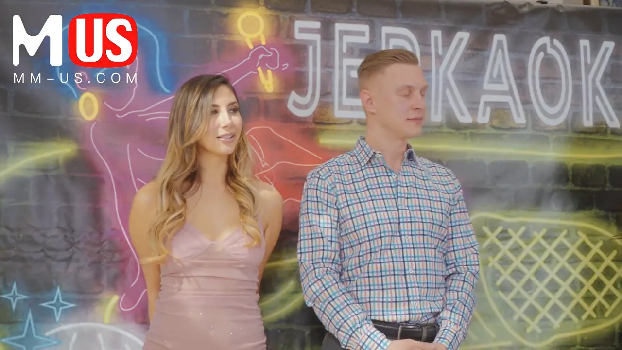 Gianna Dior gets a webcam blowjob from Alex Mack on a sexy game show