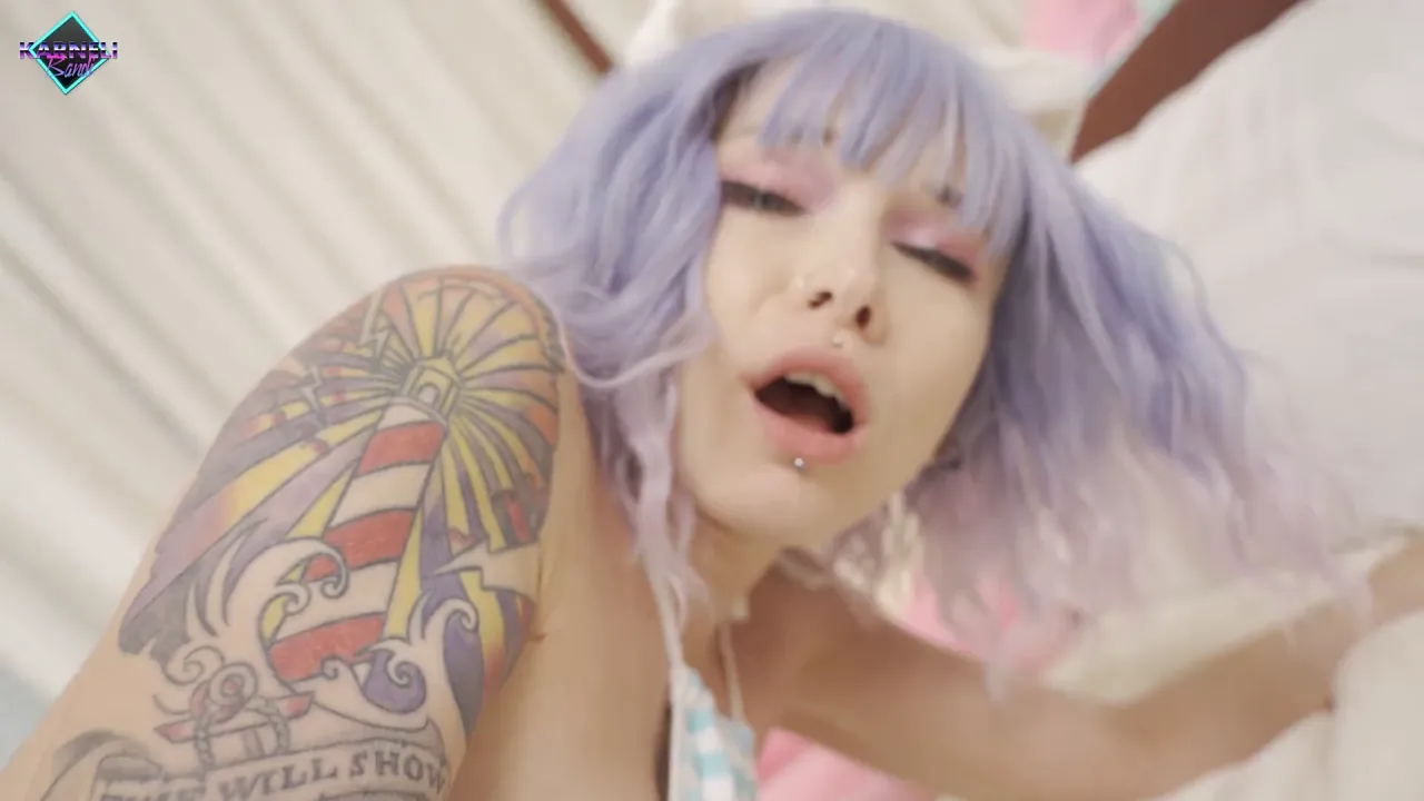Karneli Bandi, the cute tattooed babe with a big ass, masturbates to an orgasm using a toy