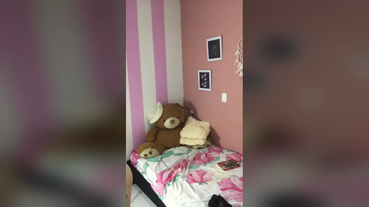 Young college girl gets turned on reading a sex book
