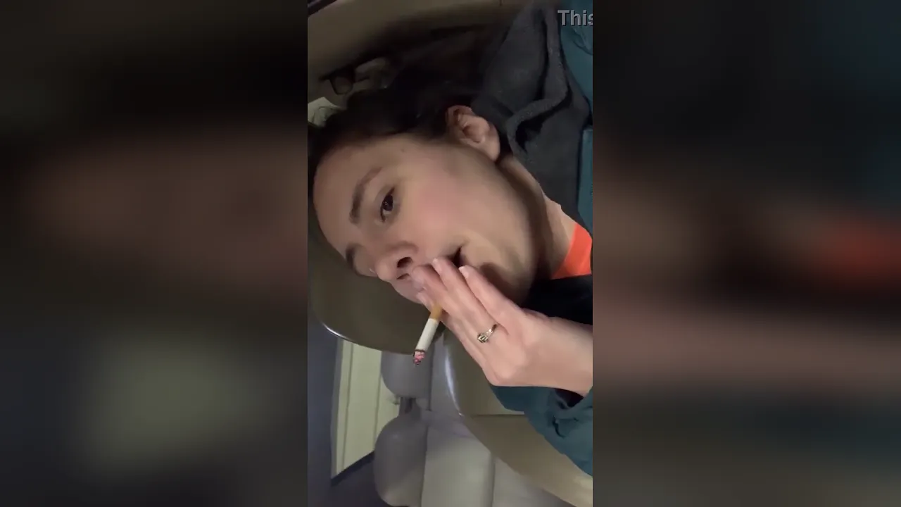 Amateur girl masturbates and tells a story about getting fucked raw in a crowded hotel