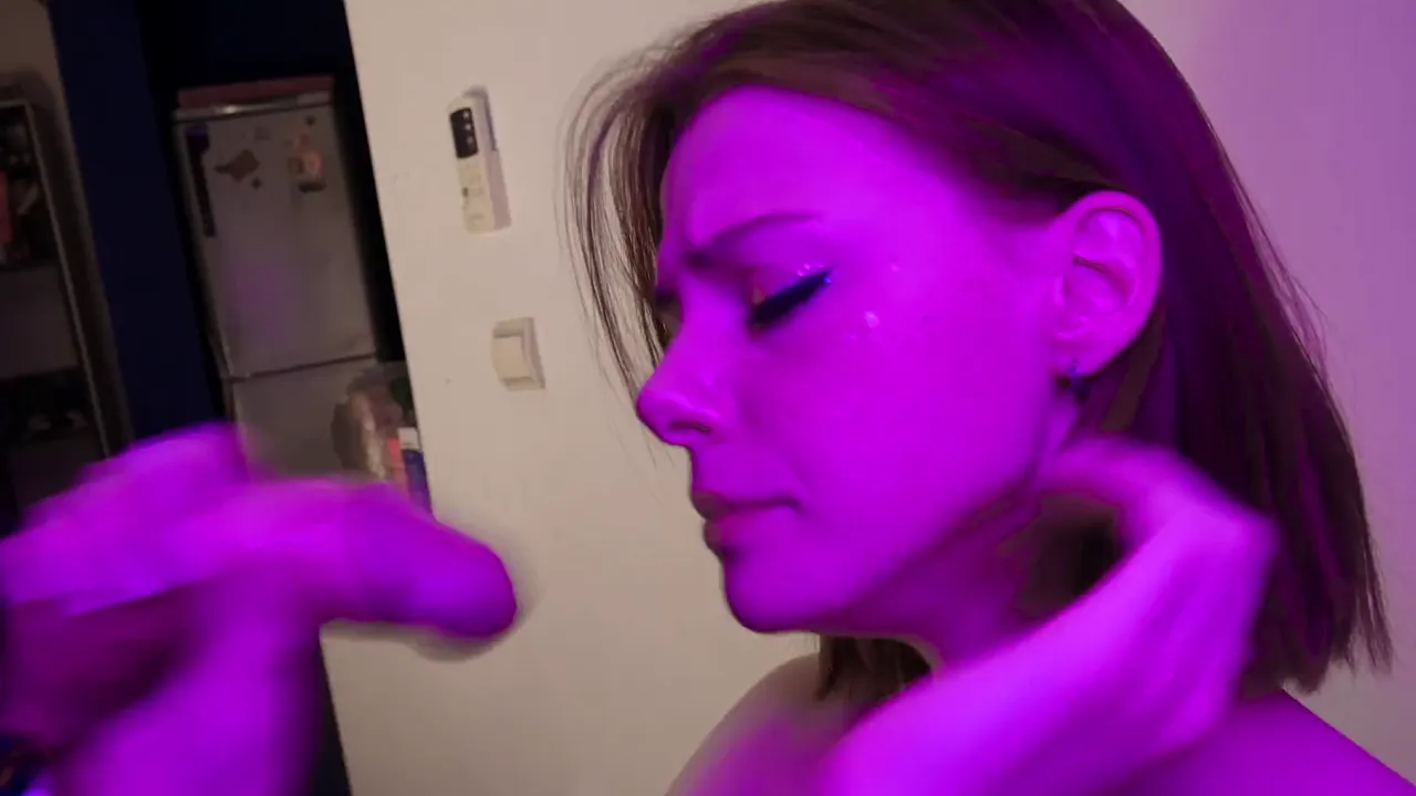 Young babe blows him until she swallows his cum