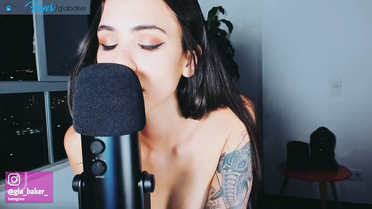 Latina small tits asmr video