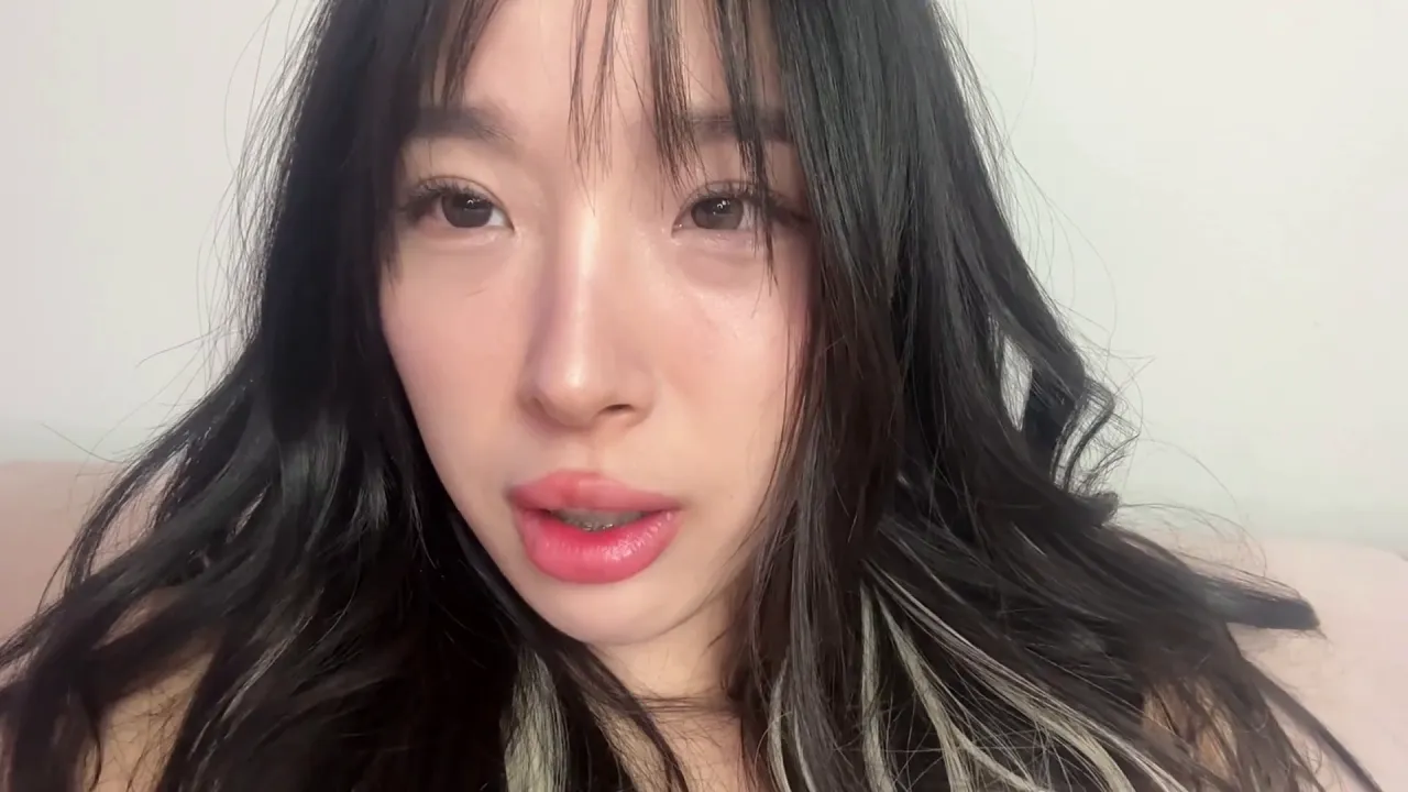 Asian solo babe with braces teases and orgasms on camera