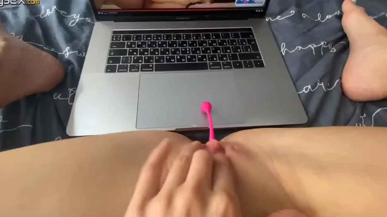 FPOV amateur girl masturbates solo with her hot body