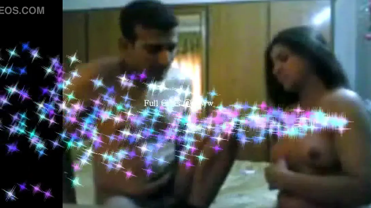 Indian amateur couple has webcam facials