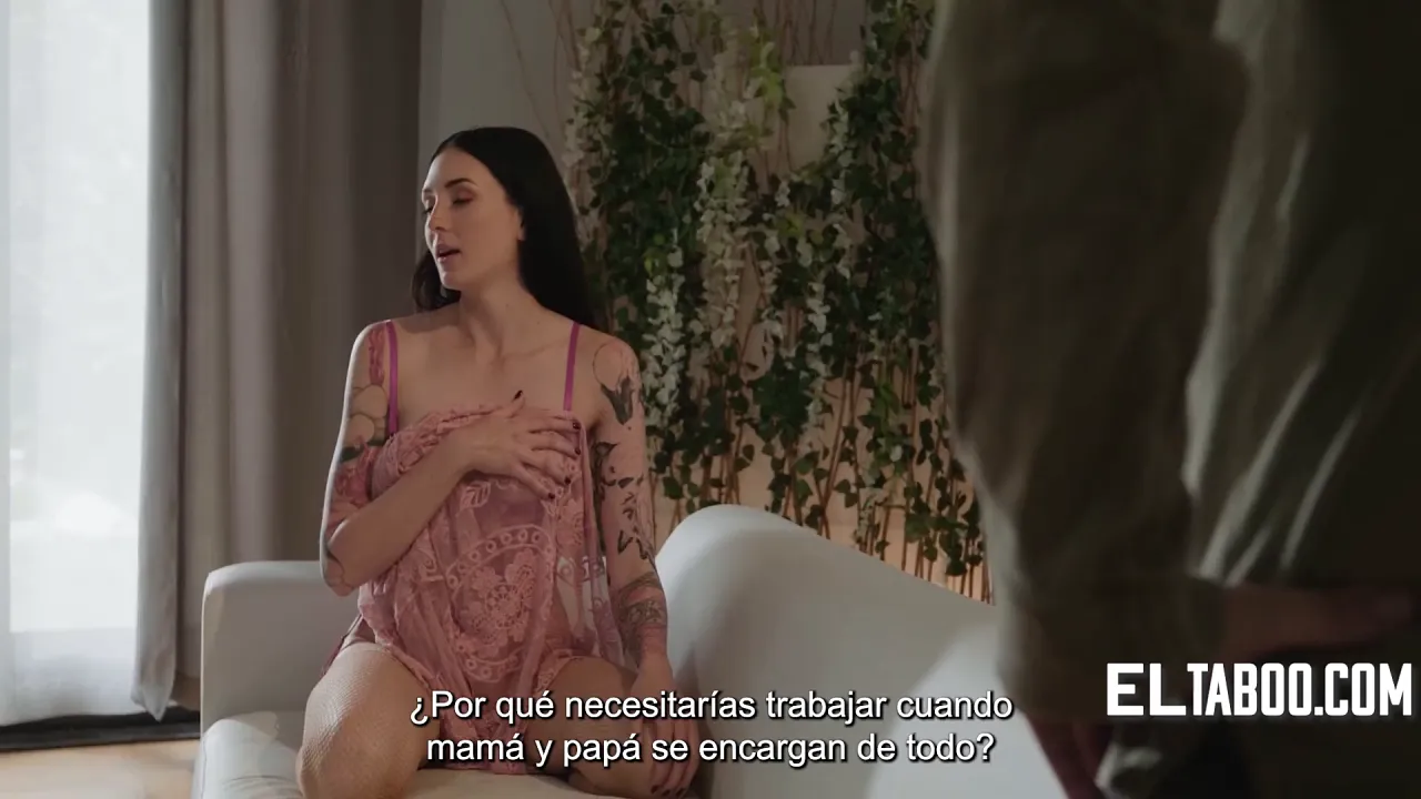 Stepbro fucks his stepsister in a taboo video with Spanish subtitles