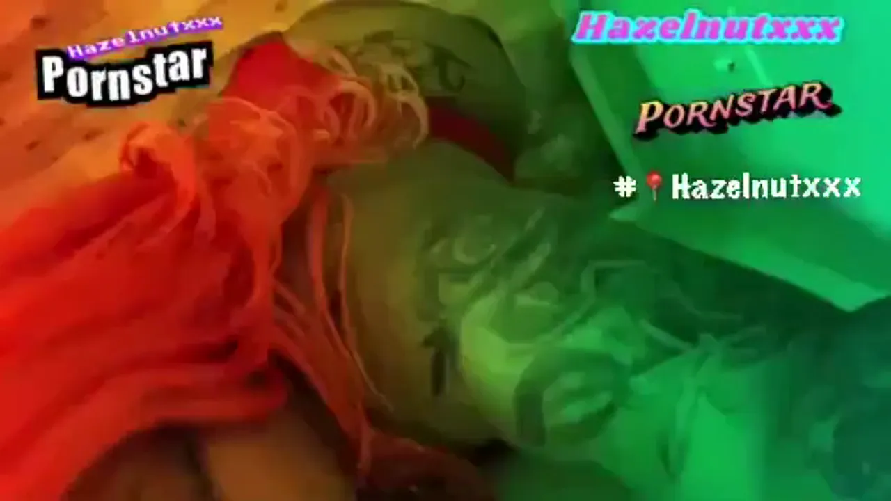 Tattooed webcam model Hazelnutxxx strips and masturbates for fans