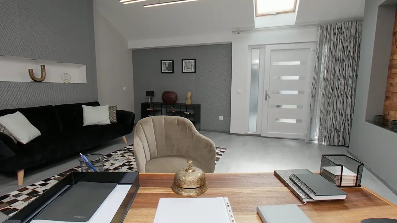 Personal secretary Carolina Guerrero gives hardcore POV blowjob and sex
