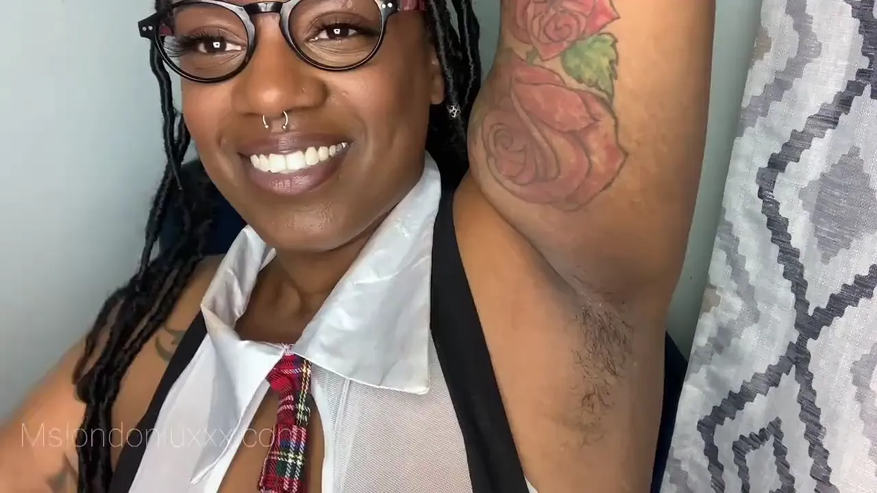 Ebony solo girl worships her big armpits on webcam in POV fetish video
