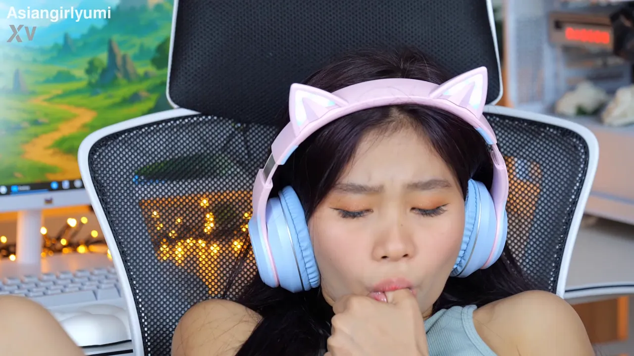Petite Asian solo masturbates with vibrator, moaning and having a real orgasm