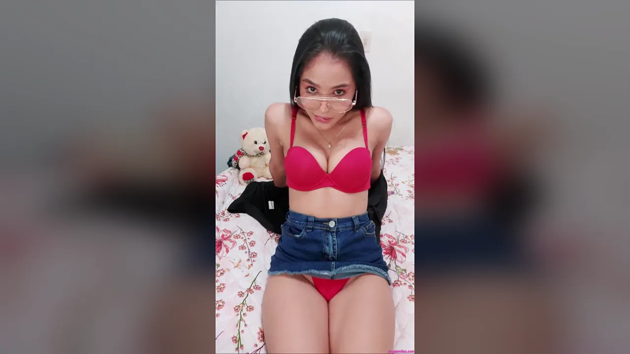 Brunette Latina teacher masturbates solo