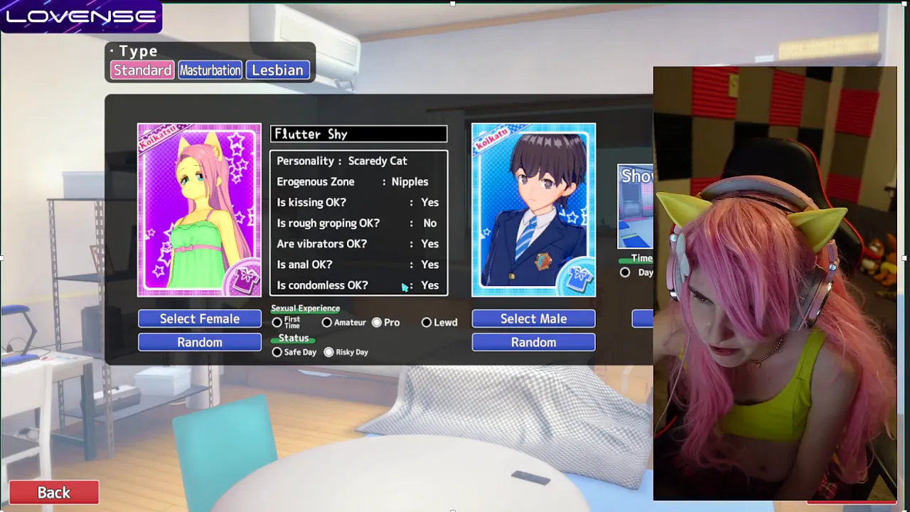 Fluttershy cosplayer masturbates with toys and has an orgasm while streaming hentai