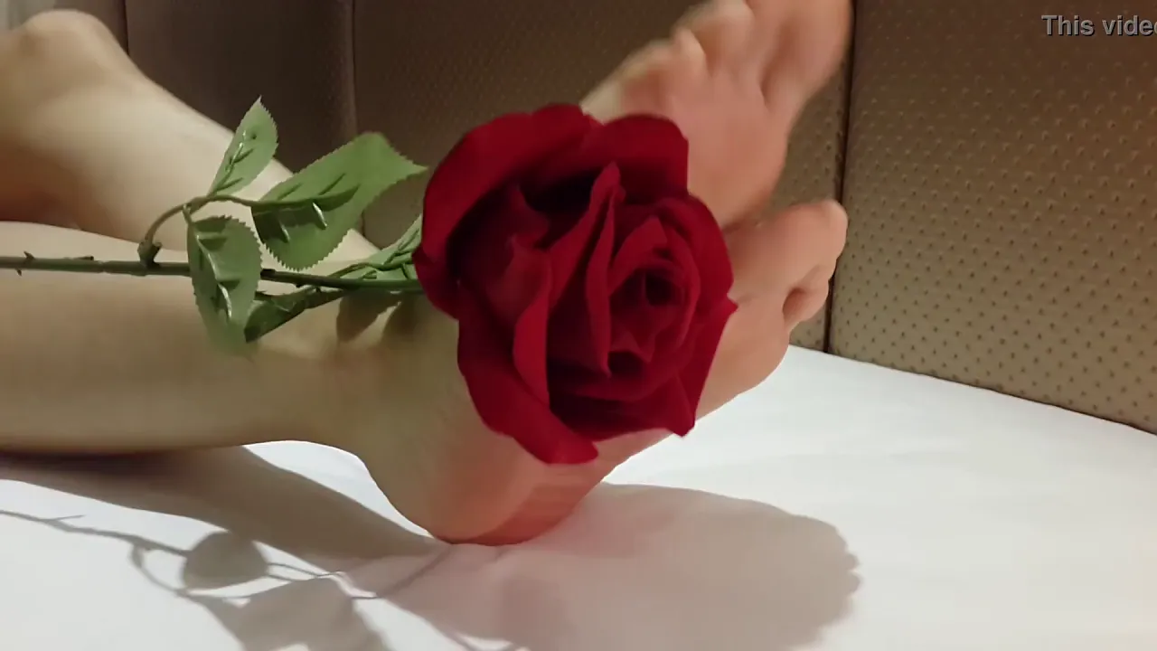 Chinese solo foot worship