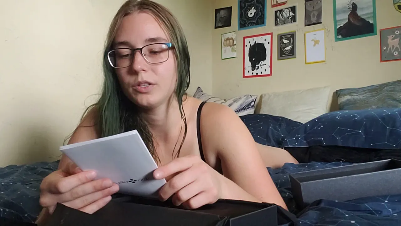 Aurora, the MILF with a big ass and small tits, reviews sex toys in a solo video