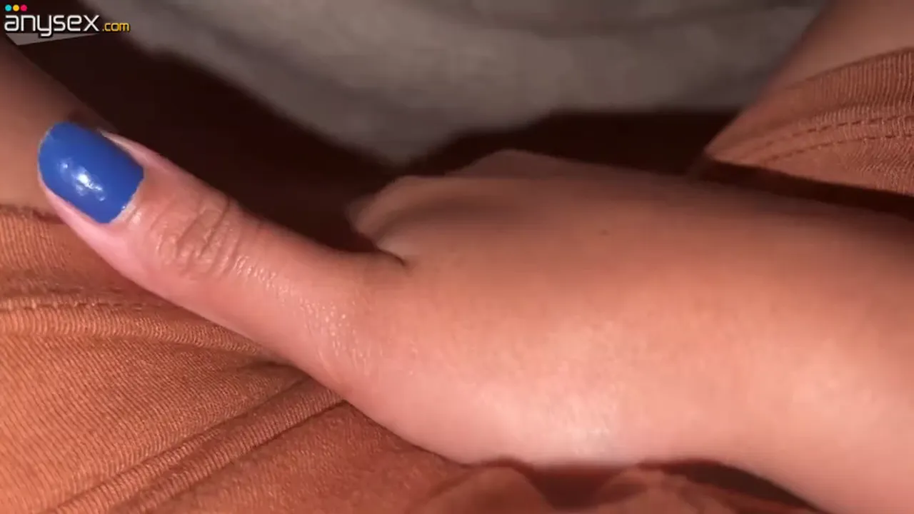 Latina solo masturbation with a toy in the morning