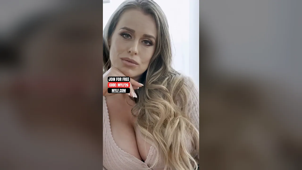 Six solo scenes with big-titted blondes squirting and masturbating
