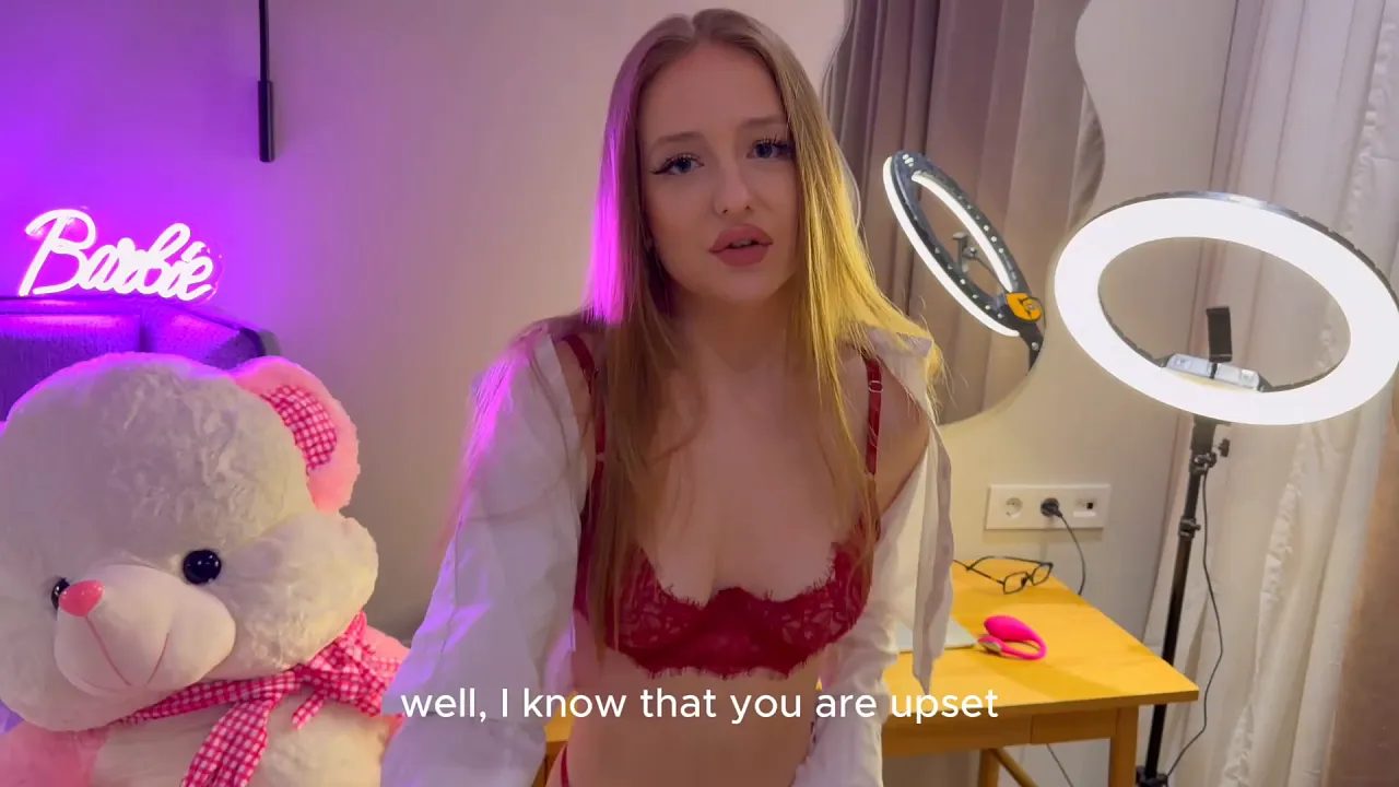 Man films POV as his big cock creampies and cums on his wife's pussy, making her orgasm