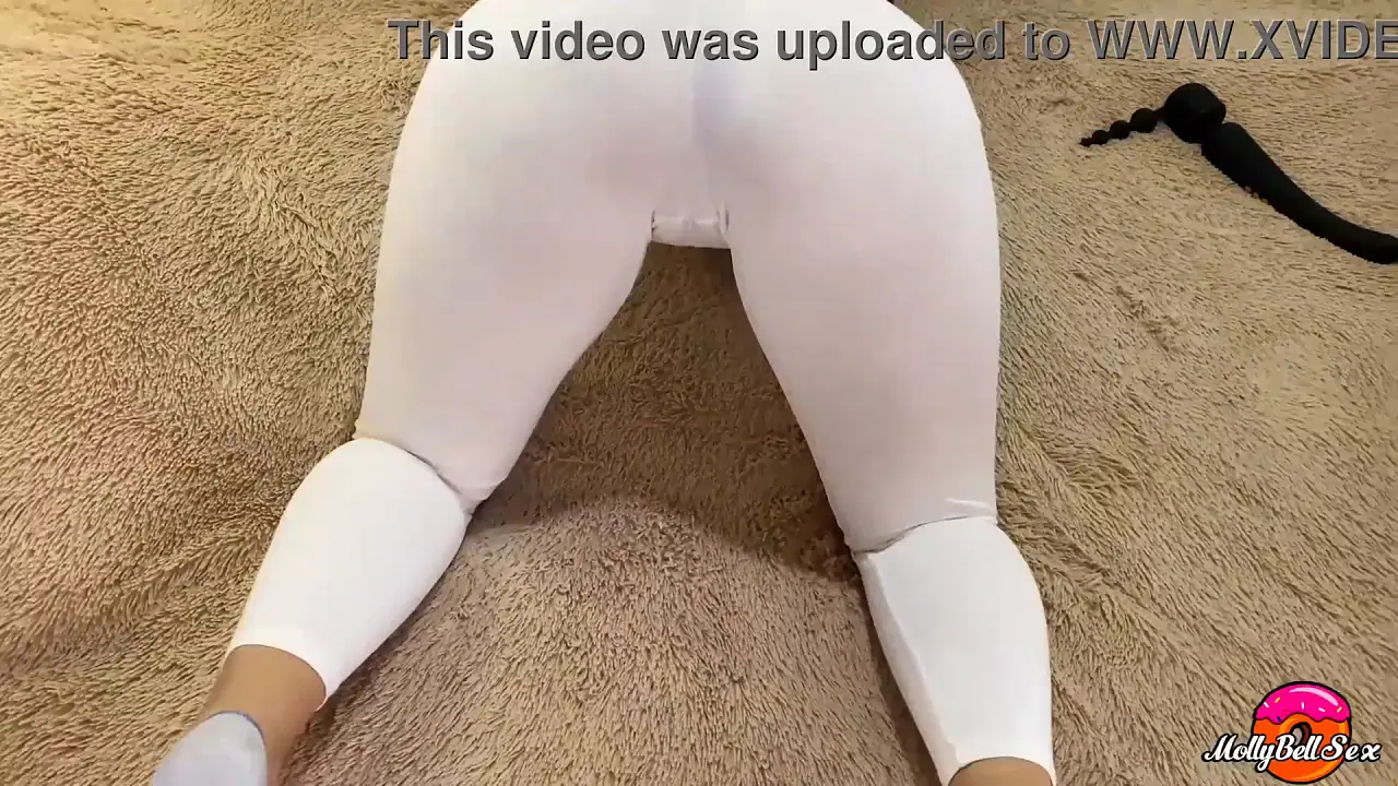 Horny girl masturbate pussy vibrator and orgasm - hot solo