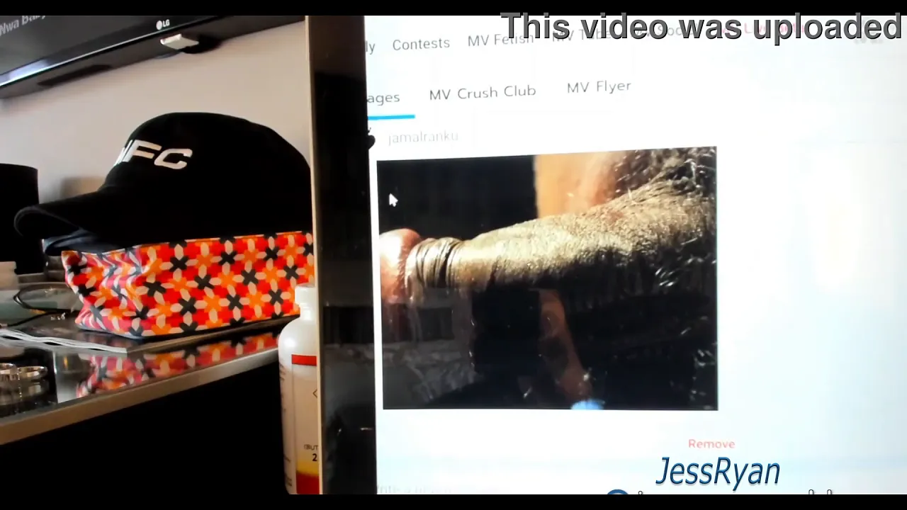Blonde camgirl Jess Ryan rates small black cocks and big tits in hotwife video