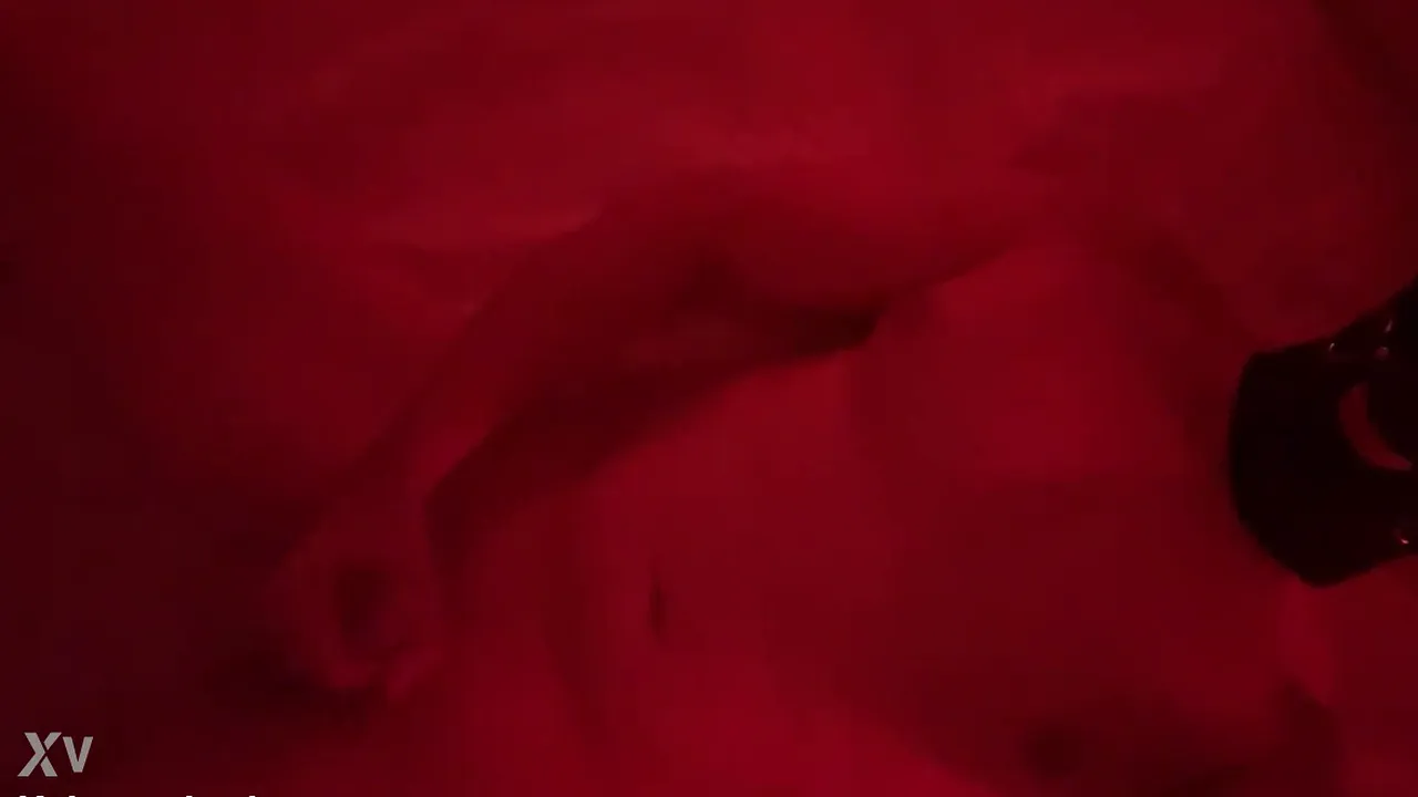 Amateur Mr. Kaine Revlord solo masturbates with a big cock in hand