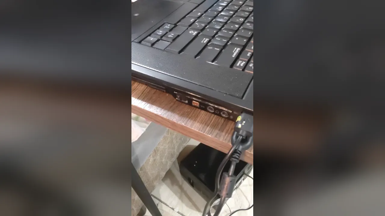 Black Brazilian webcam model masturbates with a Lovense toy and shows off her big ass