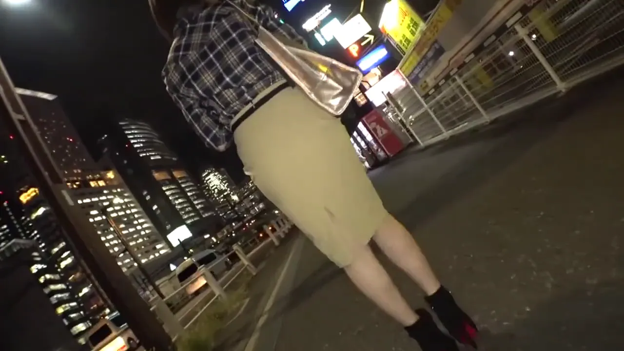 Japanese slut Megant9999 gets oiled up and rides a cock in hotel missionary, cowgirl and