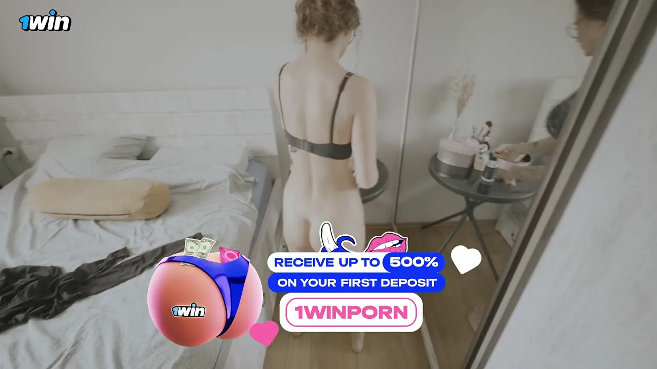 POV: Alexa Poshspicy helps relieve tension before a date with a massage and handjob